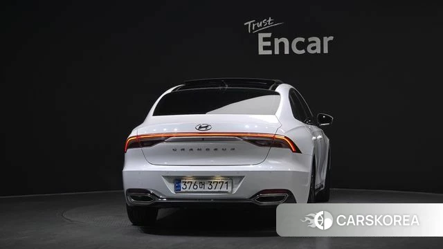 Hyundai The New Grandeur IG id 4330252 из Кореи 27