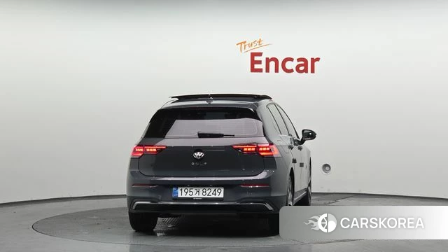 Volkswagen Golf 8th Generation id 3914149 из Кореи 14