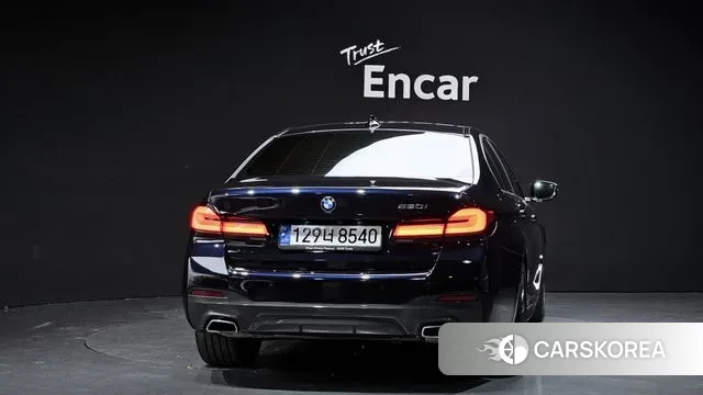 BMW 5 Series (G30) id 3053701 из Кореи 14