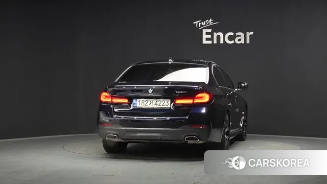 BMW 5 Series (G30) id 3659702 из Кореи 14