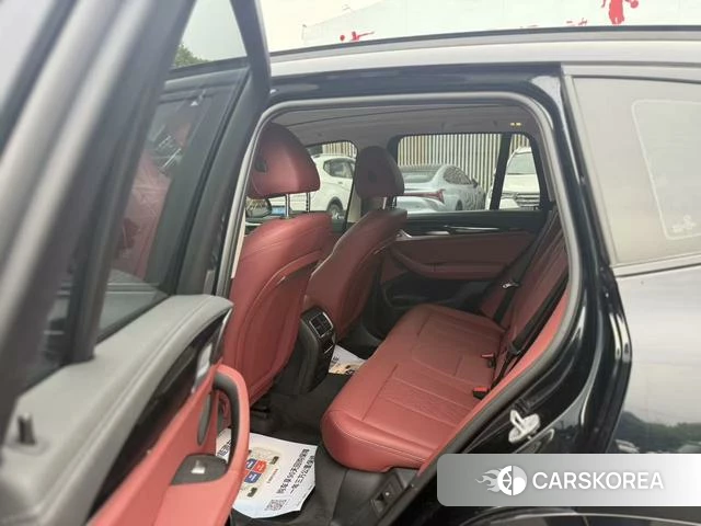 BMW iX3 2024 Черный из Китая, фото 4