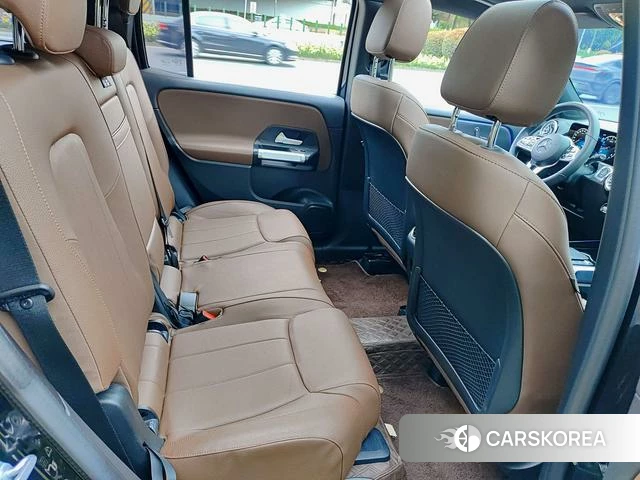 Mercedes-Benz GLB 2023 Черный из Китая, фото 4