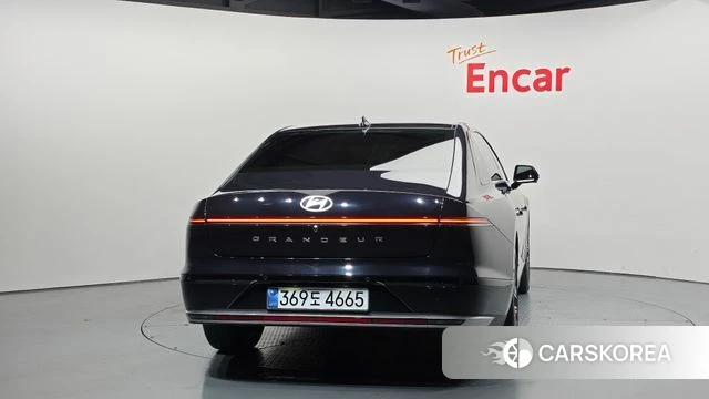 Hyundai Grandeur (GN7) id 4382154 из Кореи 14