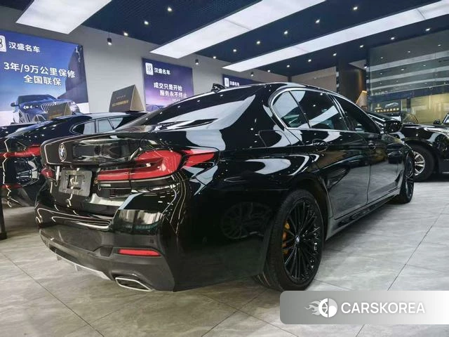 BMW 5 series 2021 Черный из Китая, фото 4