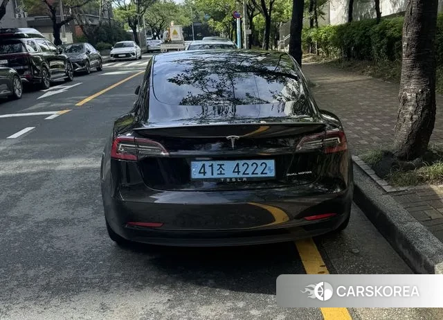 Tesla Model 3 2021 Черный из Кореи, фото 4