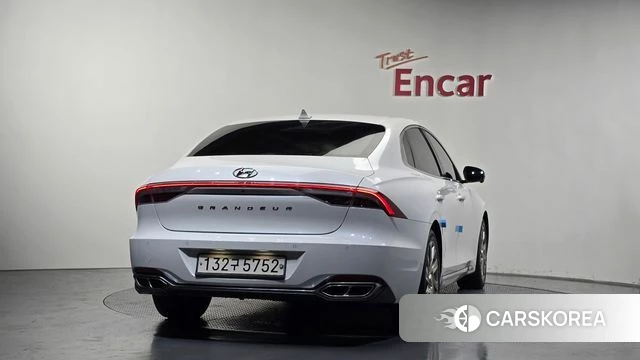 Hyundai The New Grandeur IG Hybrid id 4519738 из Кореи 30