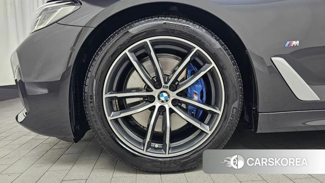 BMW 5 Series (G30) id 4774317 из Кореи 26