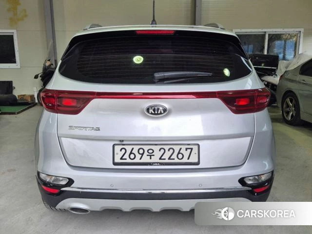 Kia Sportage The Bold 2021 Серебряный из Кореи, фото 4