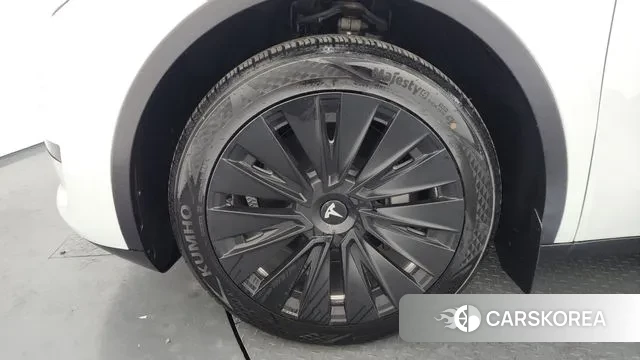 Tesla Model Y id 3624740 из Кореи 14