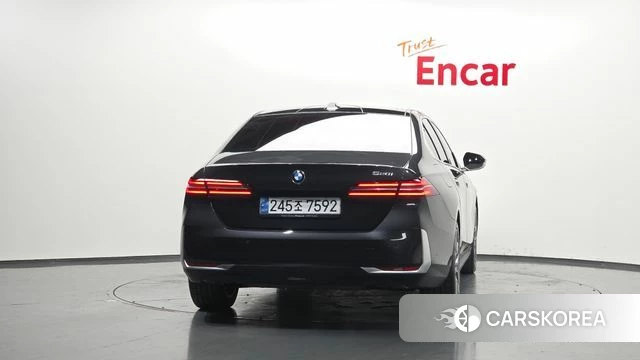 BMW 5 Series (G60) id 4408180 из Кореи 27