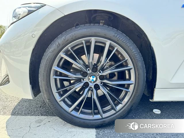BMW 3 series id 4277522 из Китая 18