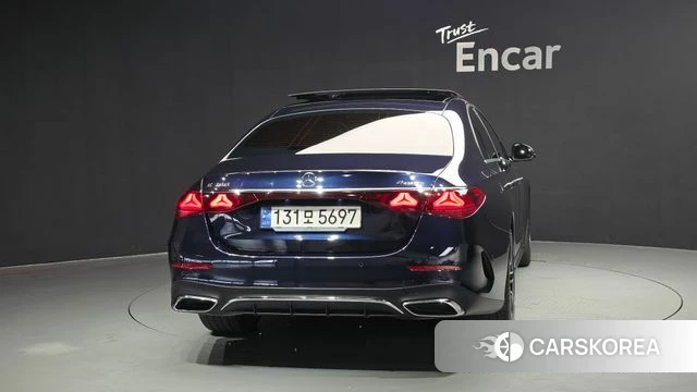 Mercedes-Benz E-Class W214 id 3940268 из Кореи 14