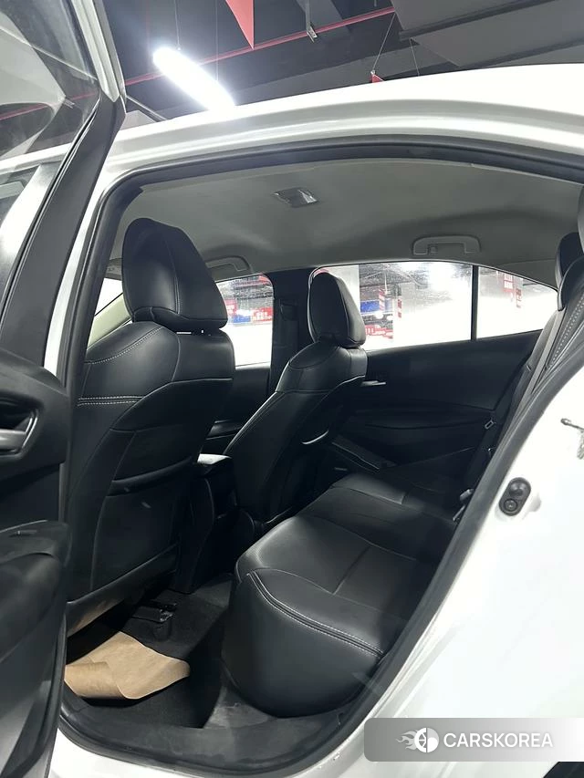 Toyota Corolla 2023 Белый из Китая, фото 4