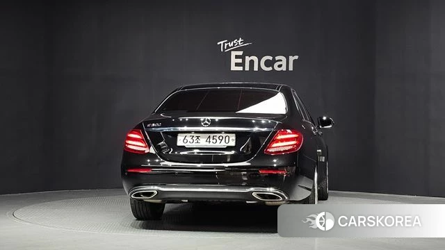 Mercedes-Benz E-Class W213 id 4596374 из Кореи 14