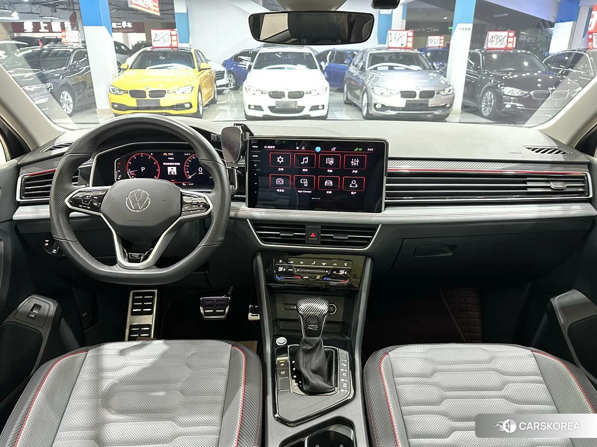 Volkswagen Tiguan L id 4498966 из Китая 8