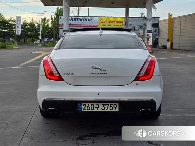 Jaguar All New XJ id 4642989 из Кореи 14