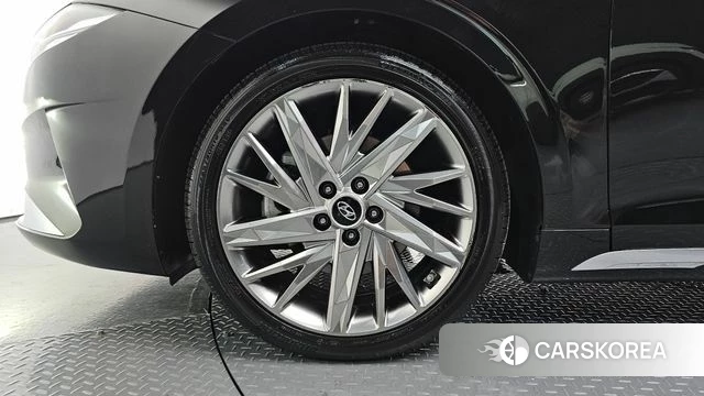 Hyundai The New Grandeur IG id 4698321 из Кореи 26