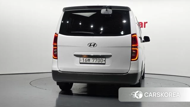Hyundai The New Grand Starex id 4536803 из Кореи 14