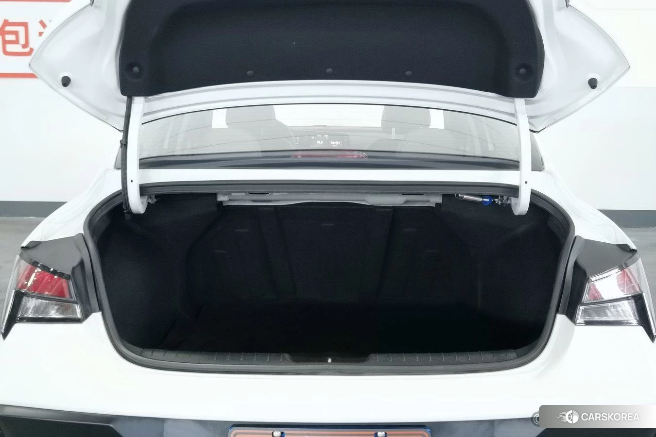 Hyundai Elantra id 4510896 из Китая 18