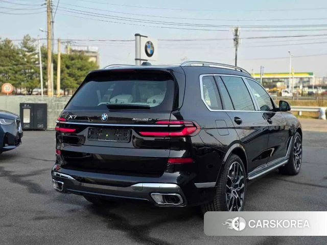 BMW X7 (G07) 2026 Черный из Кореи, фото 5