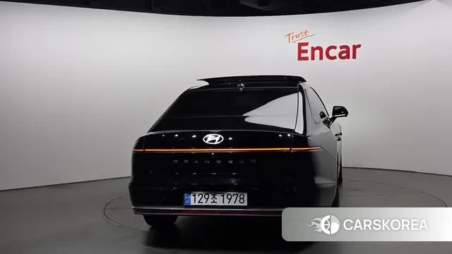 Hyundai Grandeur (GN7) id 3047993 из Кореи 14