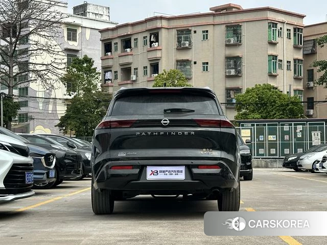 Nissan Exploring the land id 4262621 из Китая 14