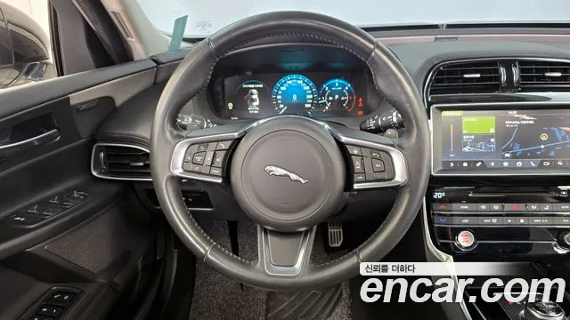 Jaguar XE id 2653389 из Кореи 14