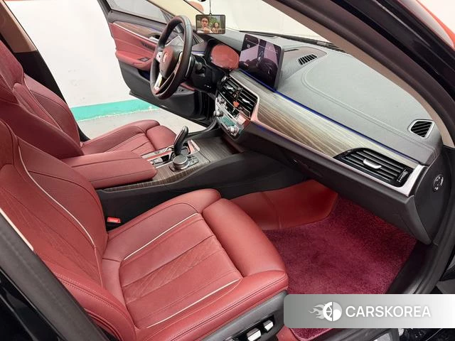 BMW 5 series 2021 Черный из Китая, фото 4