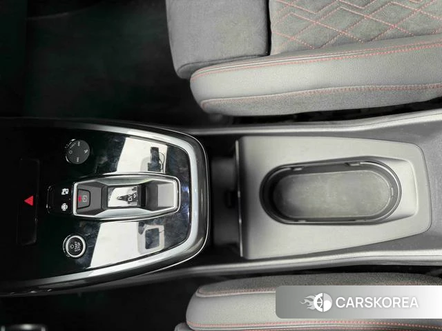 Audi Q5 e-tron id 4263930 из Китая 34
