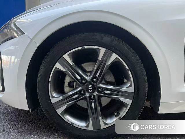 Kia K5 id 4259383 из Китая 9