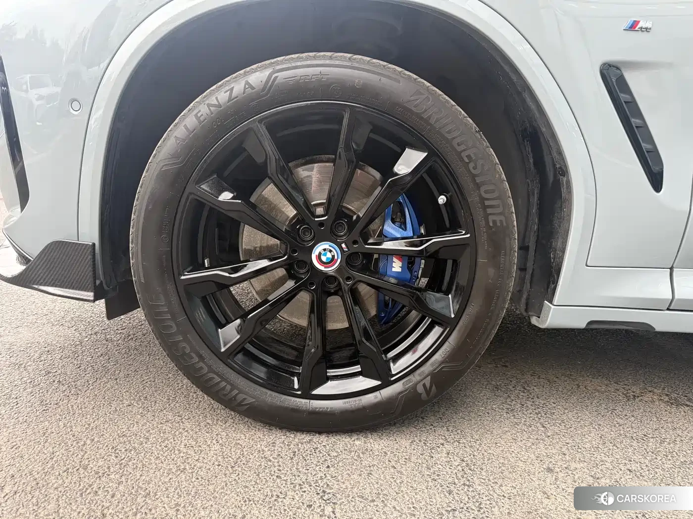 BMW X4 2024 Silver/gray из Китая, фото 4