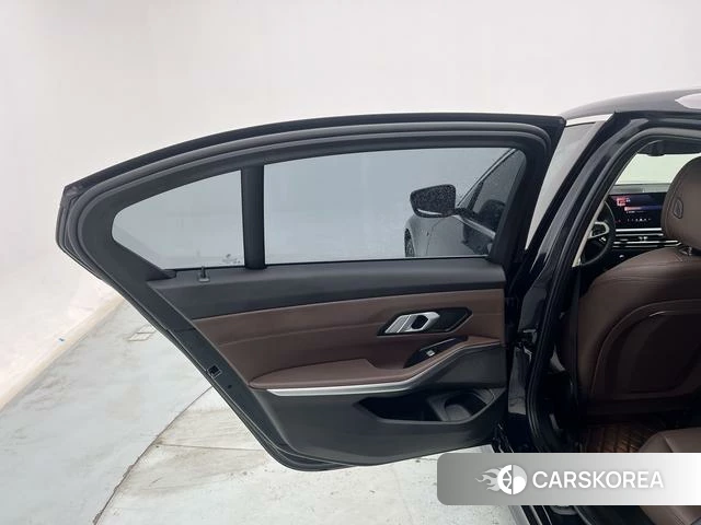 BMW 3 series id 4255988 из Китая 22