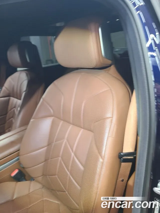 BMW i7 (G70) 2022 Коричневый двухцветный из Кореи, фото 4