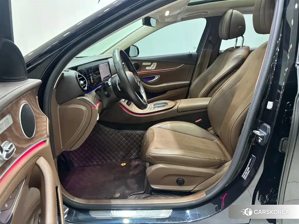 Mercedes-Benz E-class New Energy id 4547957 из Китая 10