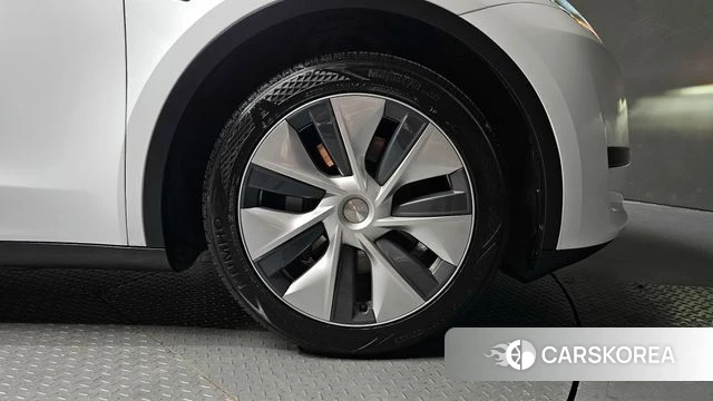 Tesla Model Y id 4337119 из Кореи 27
