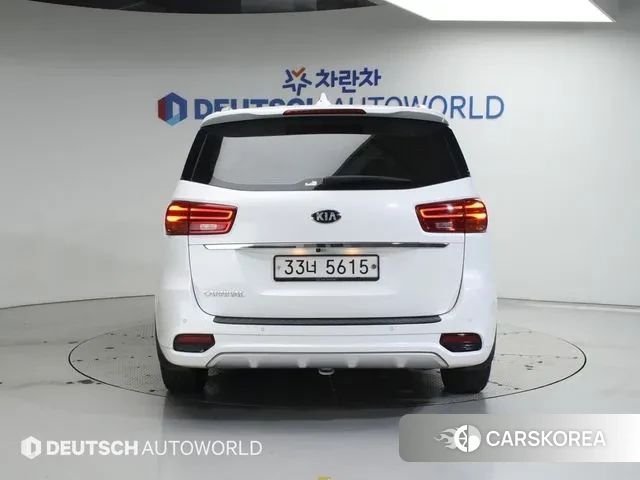 Kia The New Carnival id 3380713 из Кореи 14