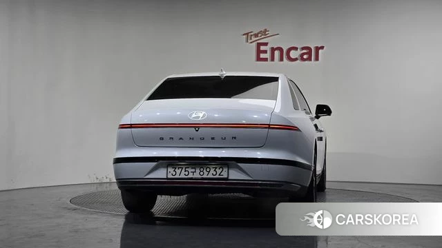 Hyundai Grandeur (GN7) id 3883723 из Кореи 14