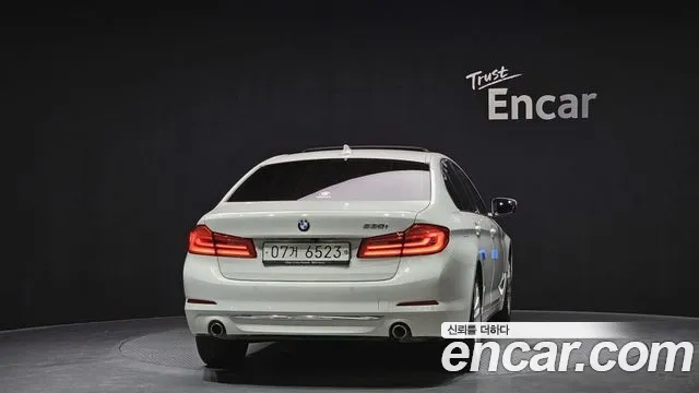 BMW 5 Series (G30) id 2881414 из Кореи 14