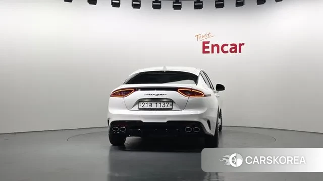 Kia Stinger id 3357418 из Кореи 14