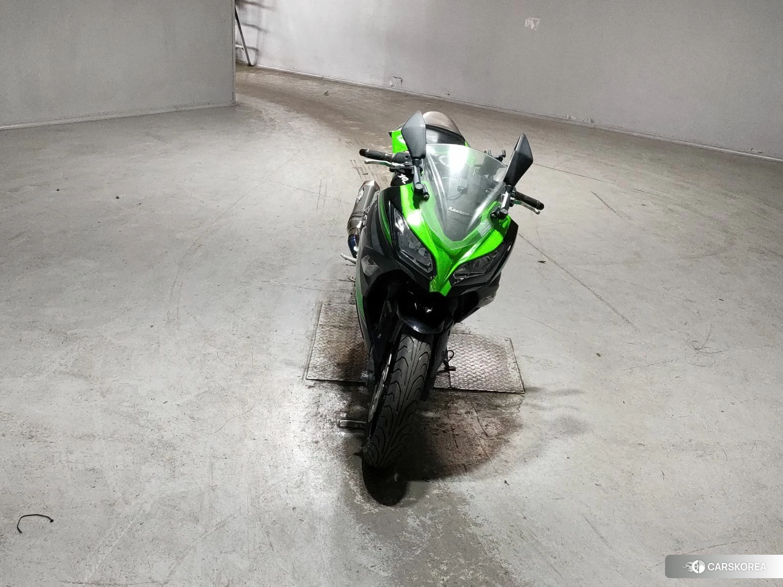 Проданный Kawasaki NINJA 250 2016 из Японии