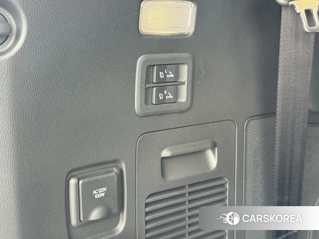 Lexus LX id 4329109 из Китая 17