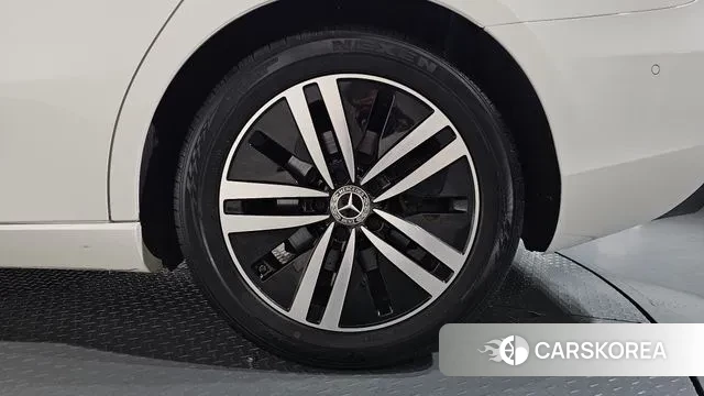 Mercedes-Benz A-Class W177 id 3181642 из Кореи 14