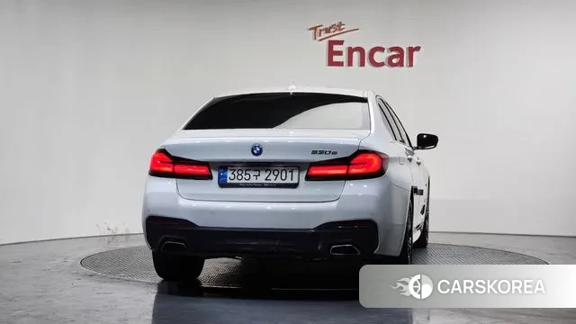 BMW 5 Series (G30) id 3645331 из Кореи 14