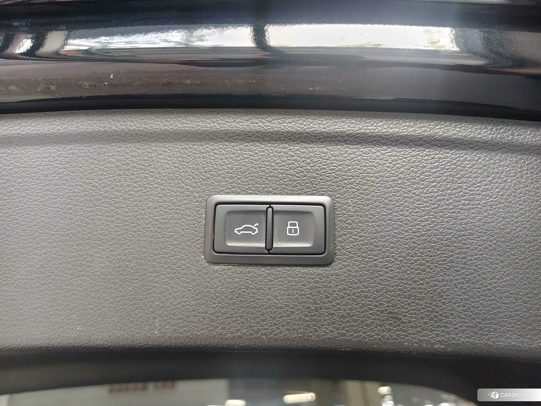 Audi Q5L id 4426879 из Китая 12