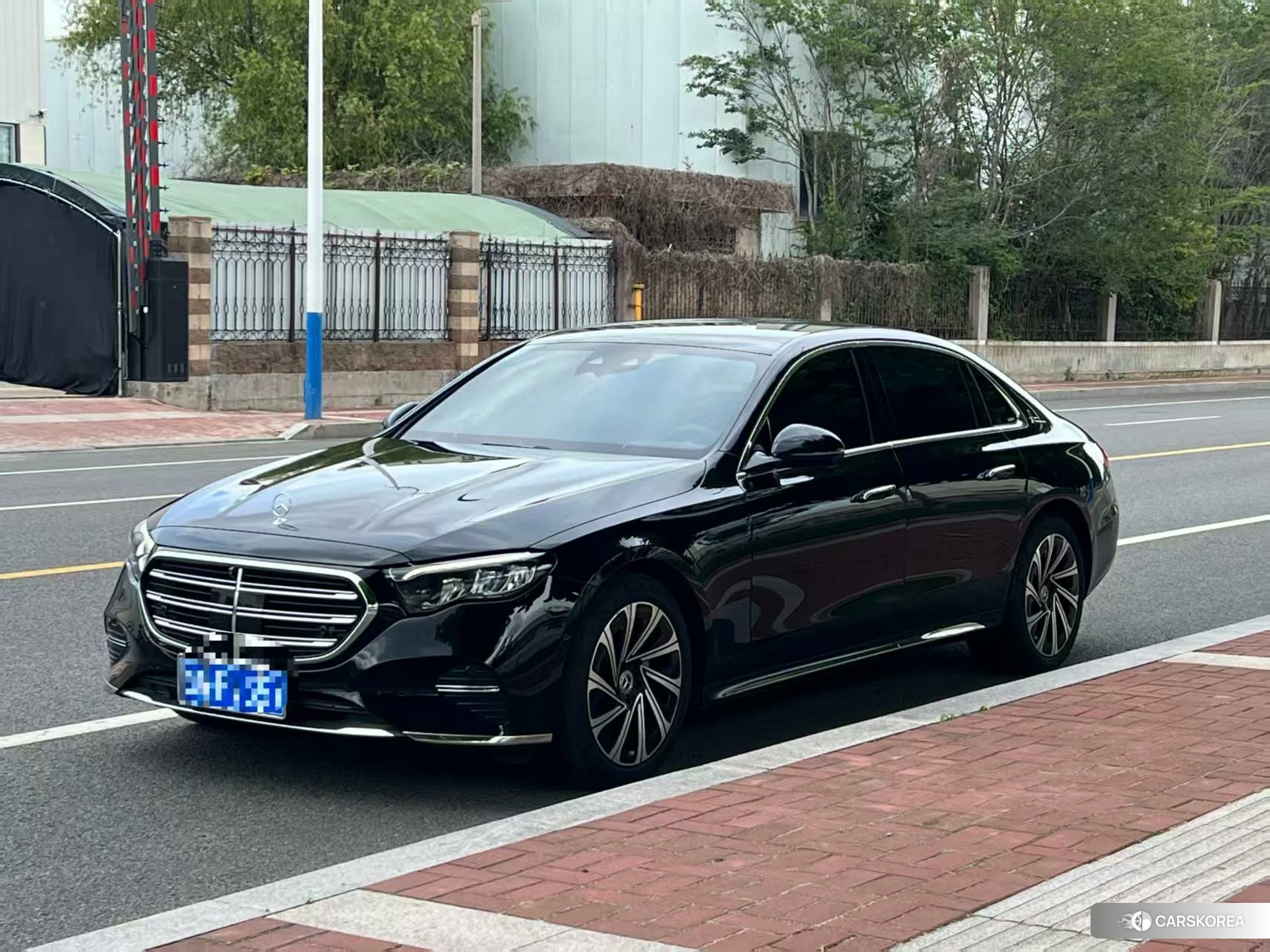 Mercedes-Benz E-class 2024 Черный из Китая, фото 4