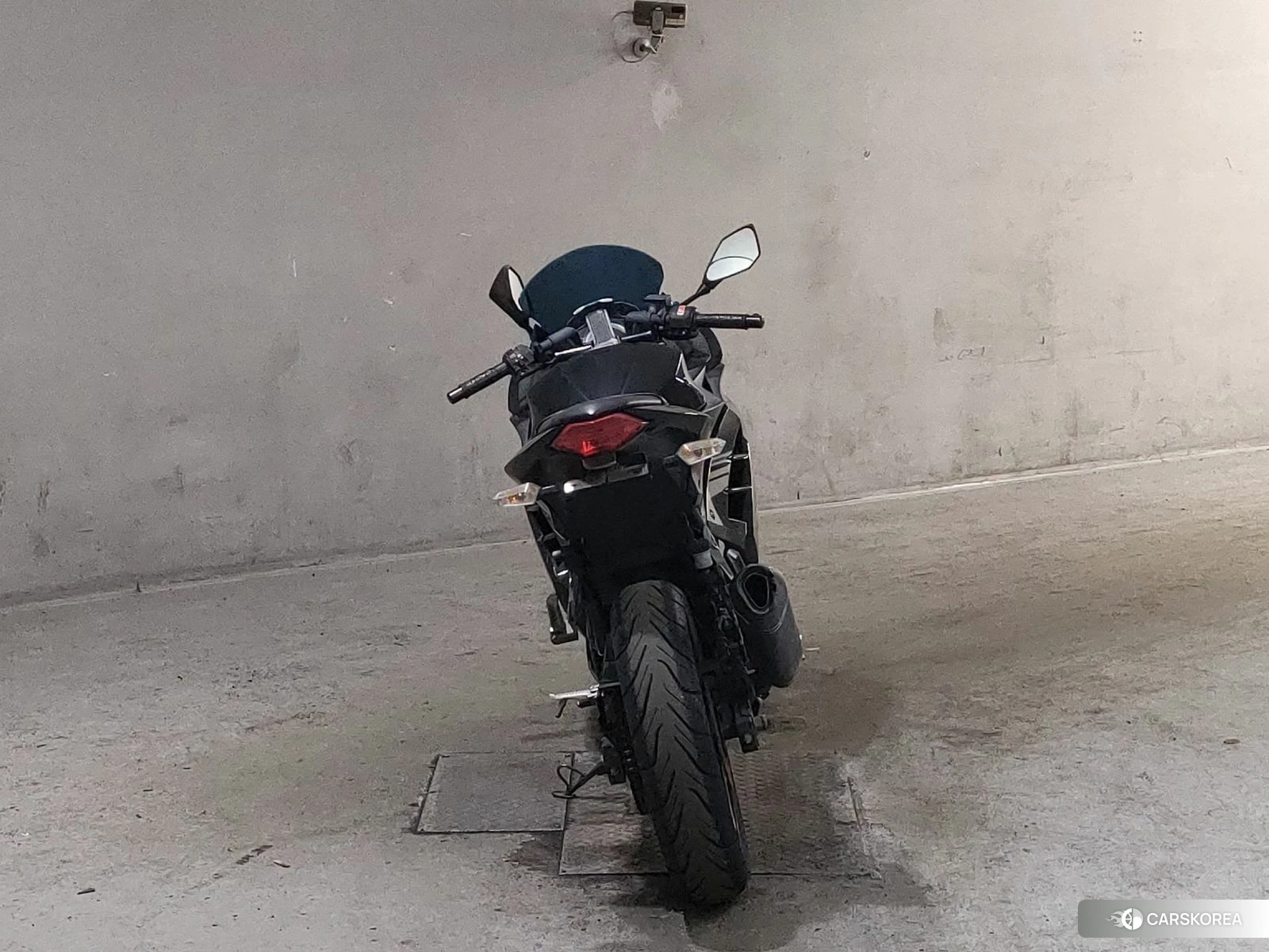 Kawasaki NINJA 250 2017 из Японии, фото 2