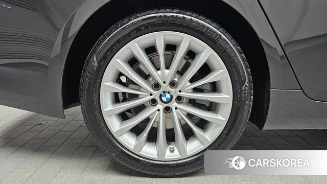 BMW 5 Series (G30) id 4702702 из Кореи 25