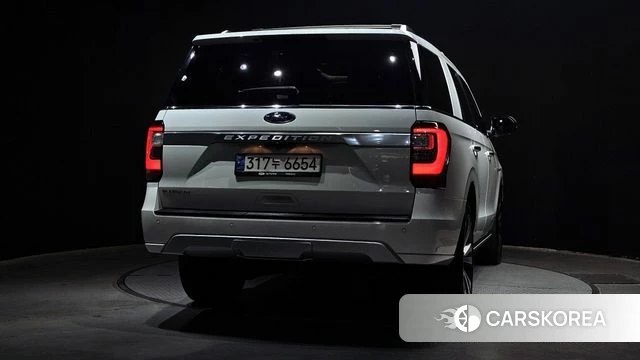 Ford Expeditation id 4250178 из Кореи 24