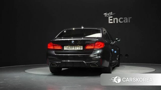 BMW 5 Series (G30) id 4268691 из Кореи 32
