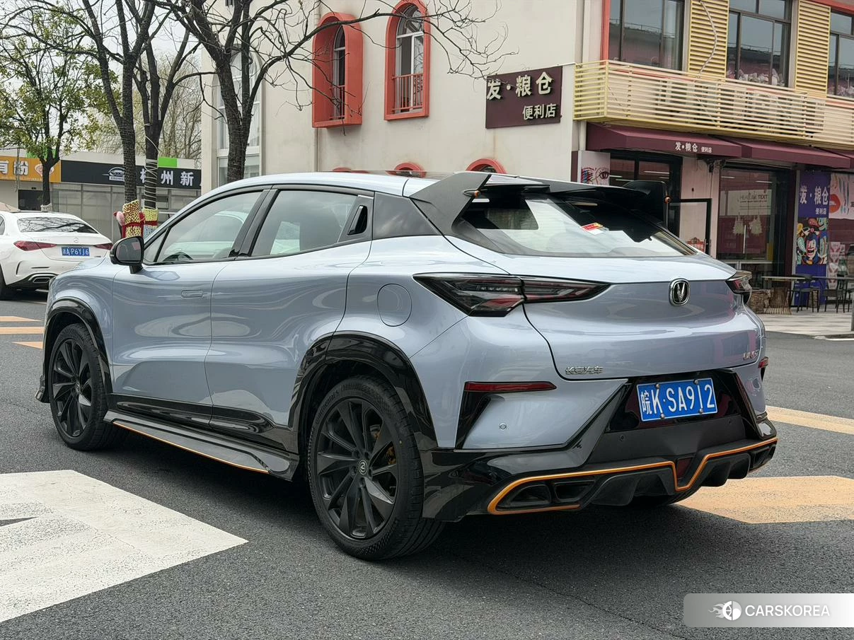 Chang'an UNI-T 2021 Синий из Китая, фото 4